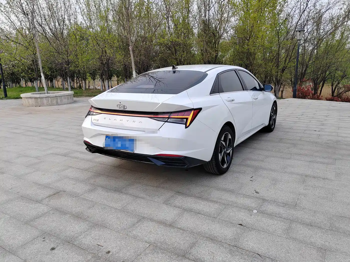 Hyundai Elantra 2022 1.5L CVT GLS Leading Edition фото 6