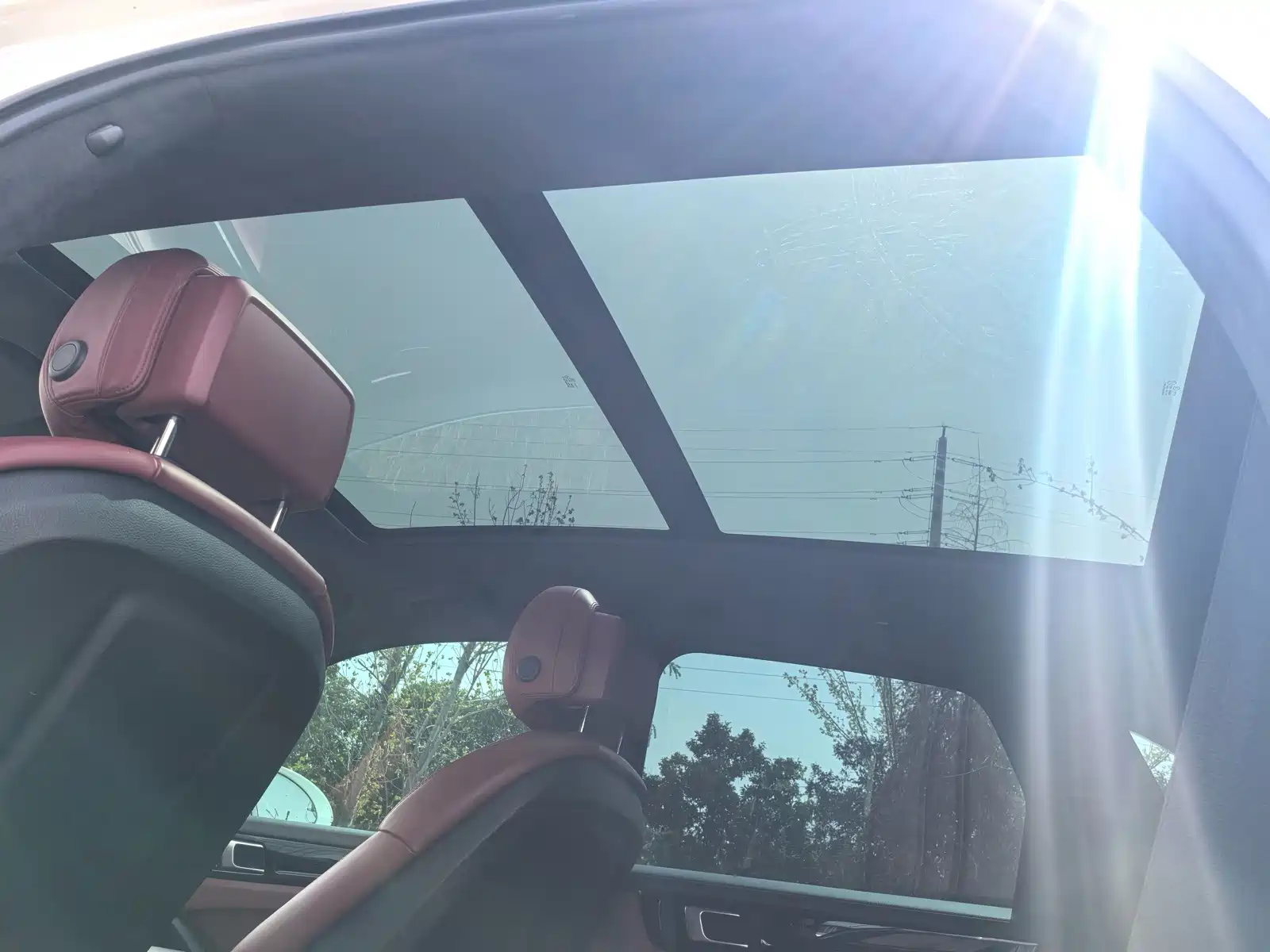 Photo 17 - Porsche Cayenne New Energy