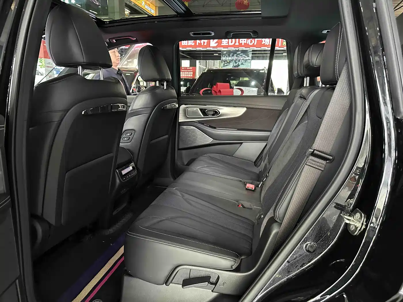 GAC Trumpchi Trumpchi ES9 2024 Model PHEV 143km Max фото 11