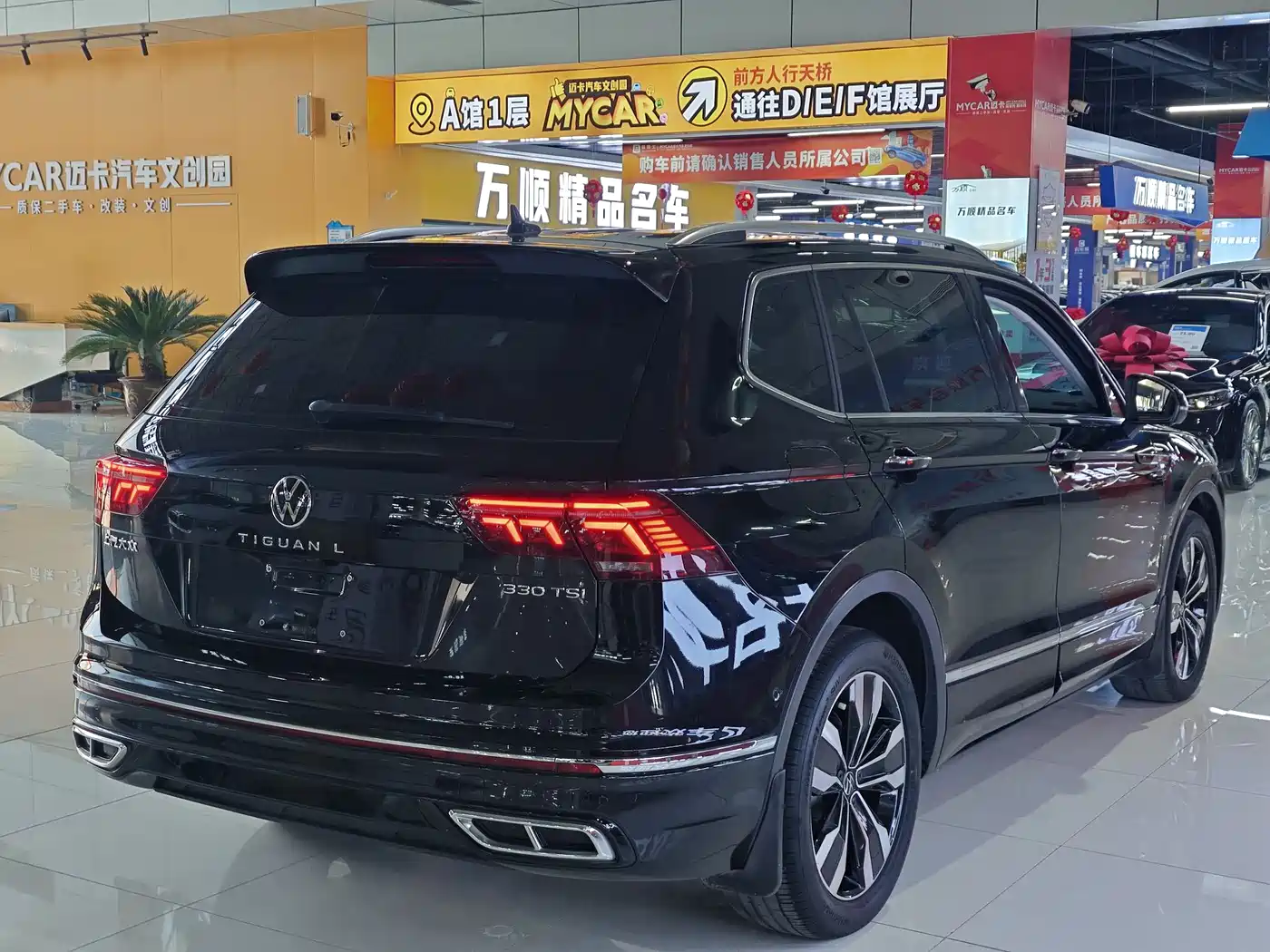 Volkswagen Tiguan L 2023 330TSI Auto 2WD R-Line Premium Edition фото 15