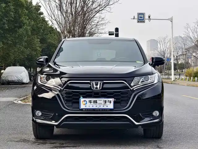 HONDA UR V