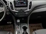 Фото 21 - Chevrolet Equinox