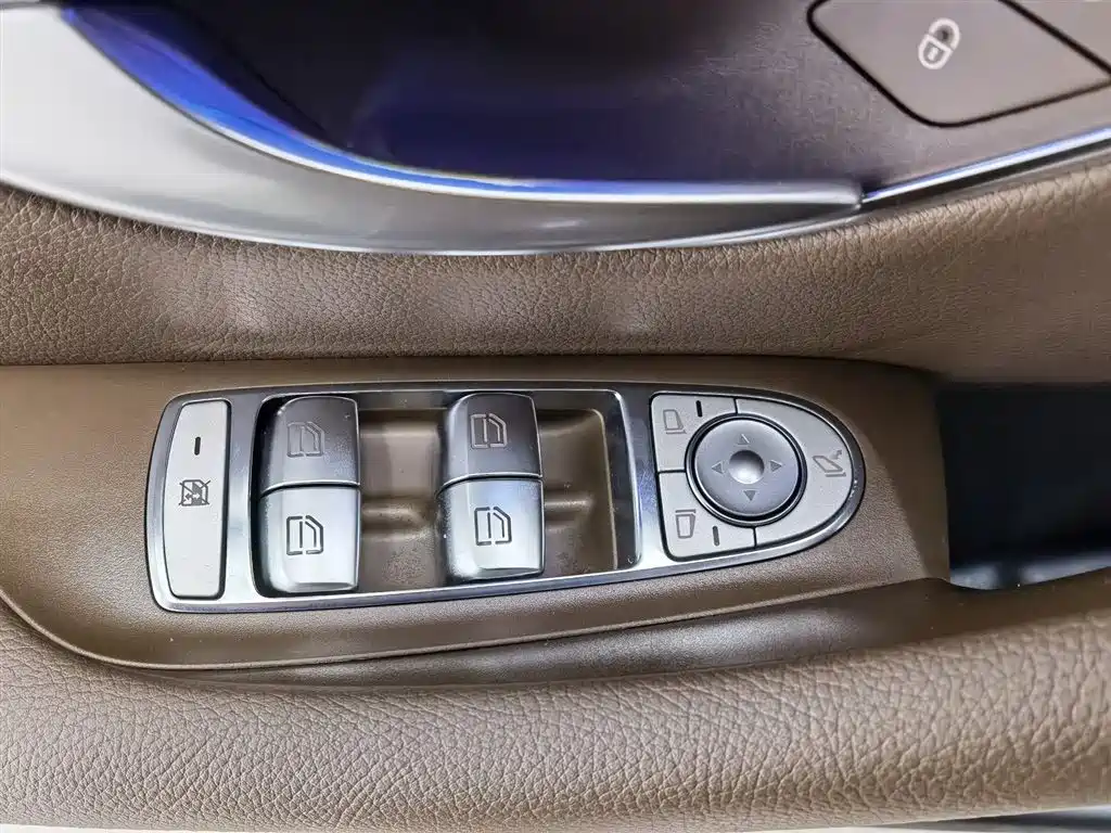 Mercedes-Benz E-Class 2023 Facelift E 300 L Sport Fashion фото 9
