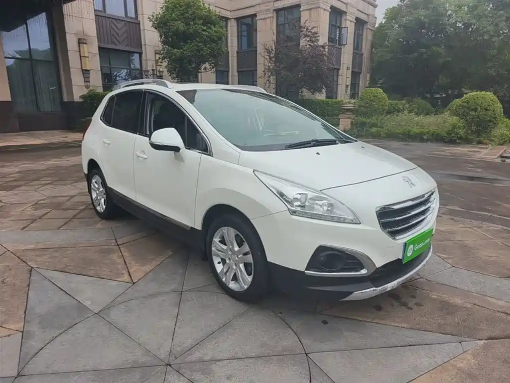 Peugeot 3008 2015 1.6THP Automatic Classic Edition фото 4