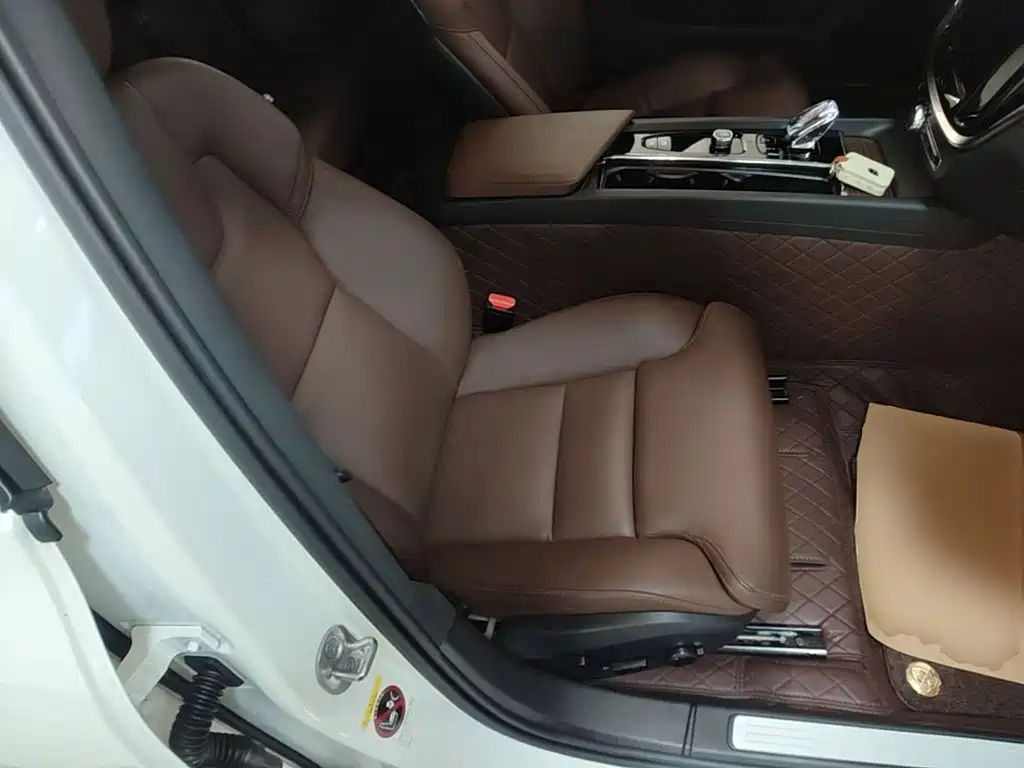 Volvo S60 2023 2023 B4 Smart Vision Luxury Edition