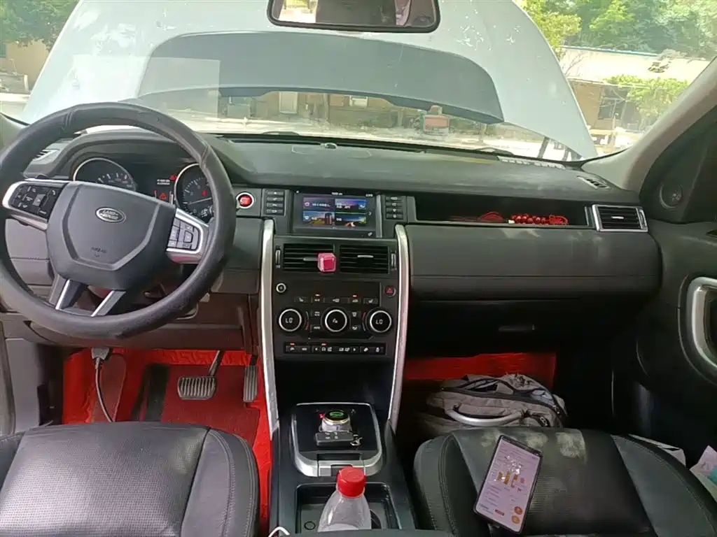 Land Rover Discovery Sport 2016 2.0T HSE фото 13