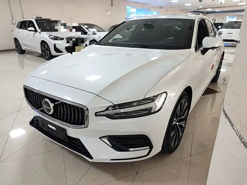 Volvo S60 2023 2023 B4 Smart Vision Luxury Edition