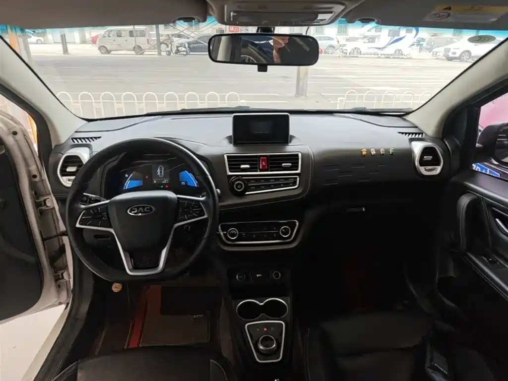 JAC Motors JAC iEV6E 2019 2018 Model Sport iEV6E Luxury Smart