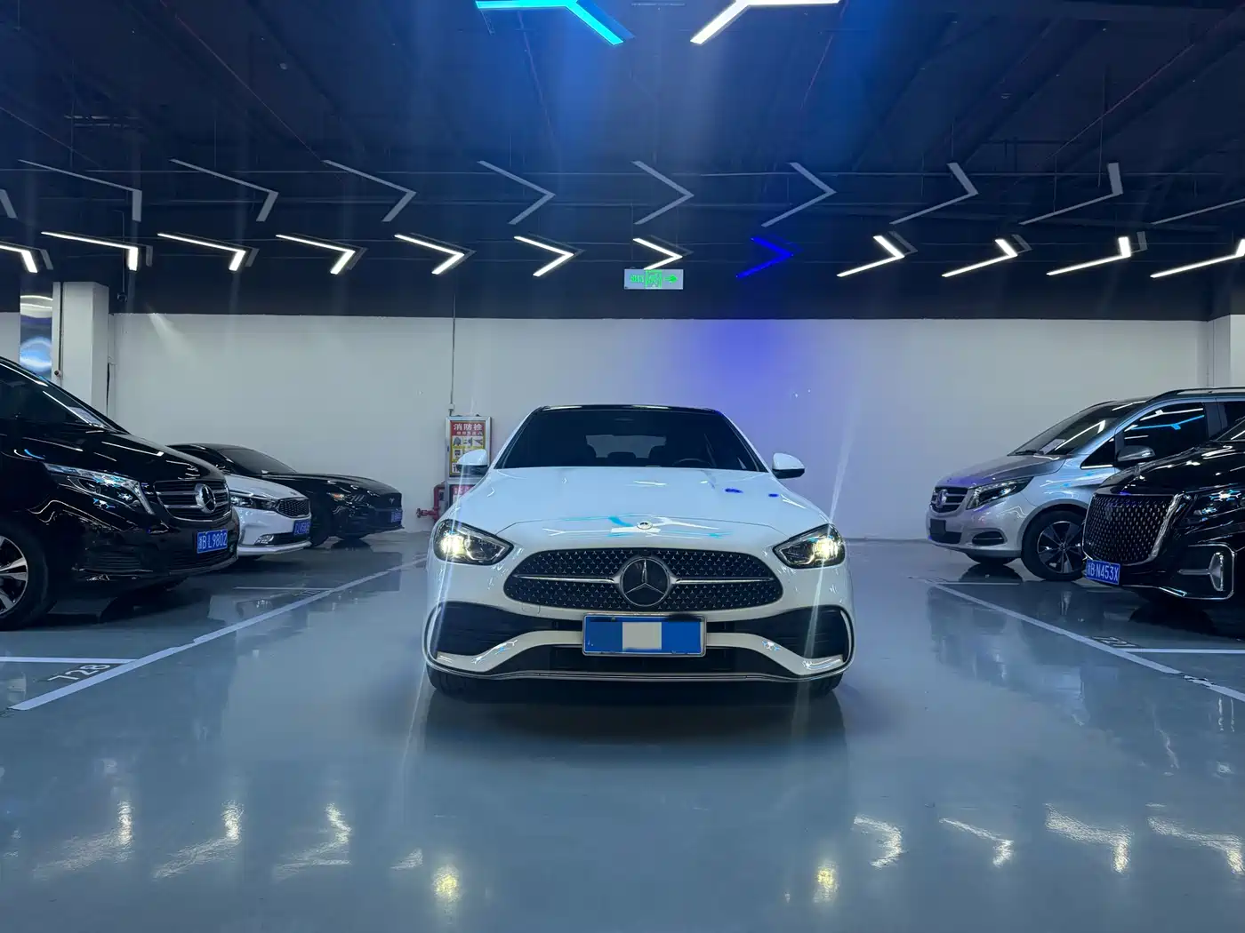 Mercedes-Benz C-Class 2022 C 260 L Sport Edition фото 2