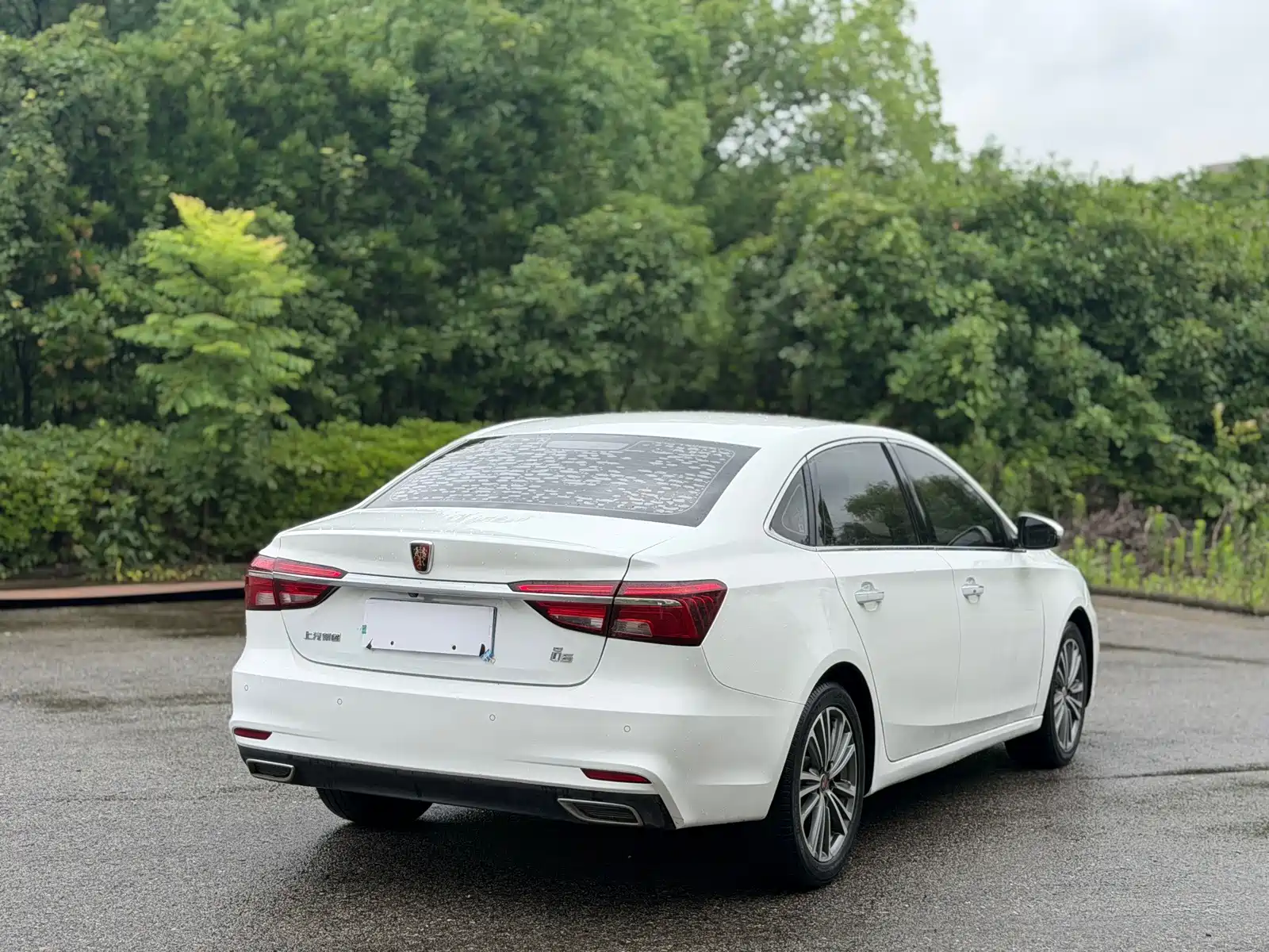 Фото 4 - Roewe i6