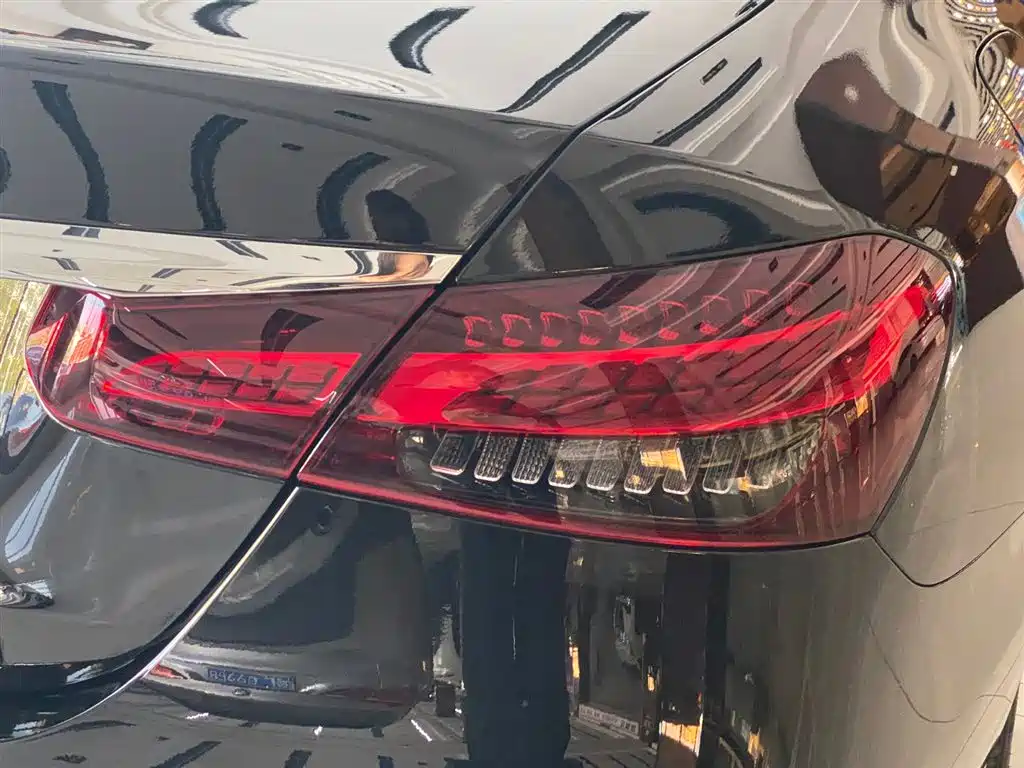 Mercedes-Benz E-Class 2023 E 300 L Luxury фото 18