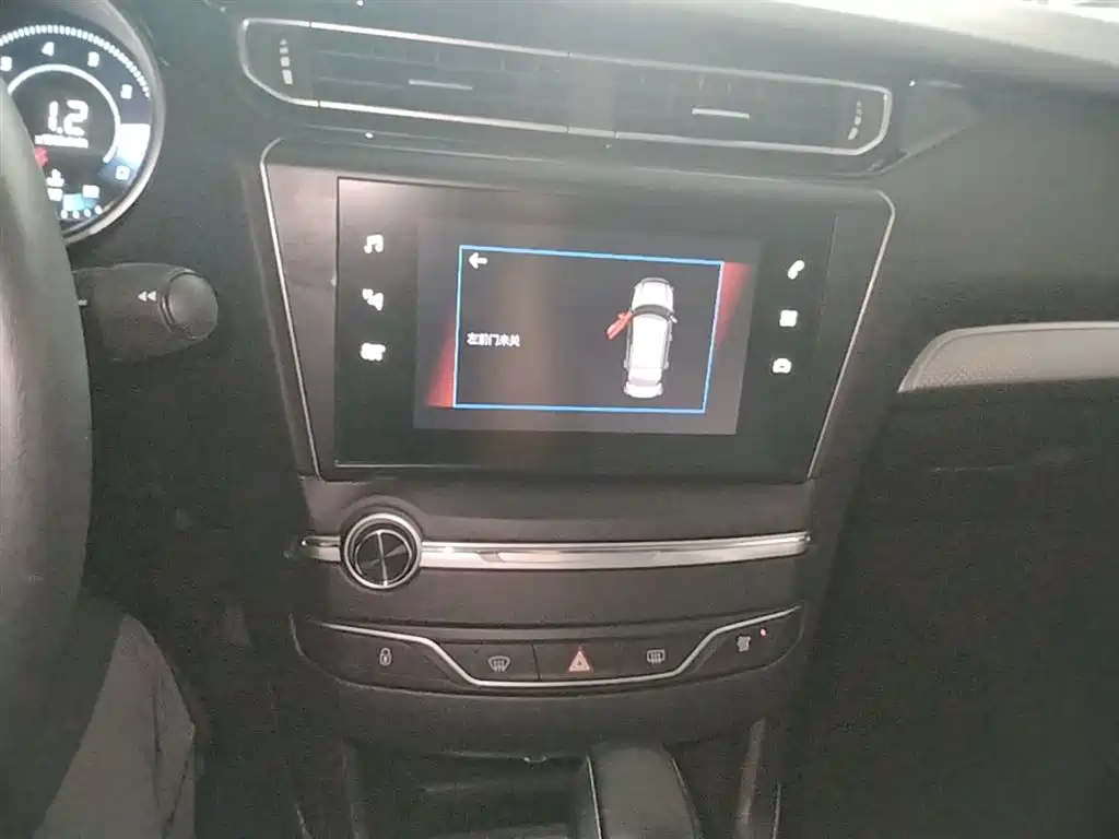 Peugeot 408 2020 360THP 10th Anniversary Commemorative Edition фото 13