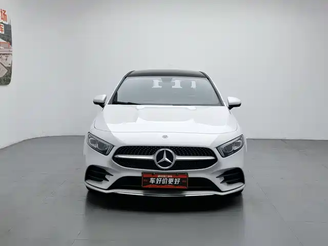 Mercedes-Benz A-Class 2020 A 200 L Sport Sedan — фото 3