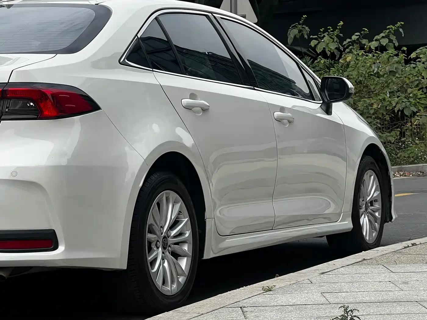 Toyota Allion 2021 2.0L Luxury Edition фото 18