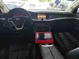 Фото 6 - Geely Borui
