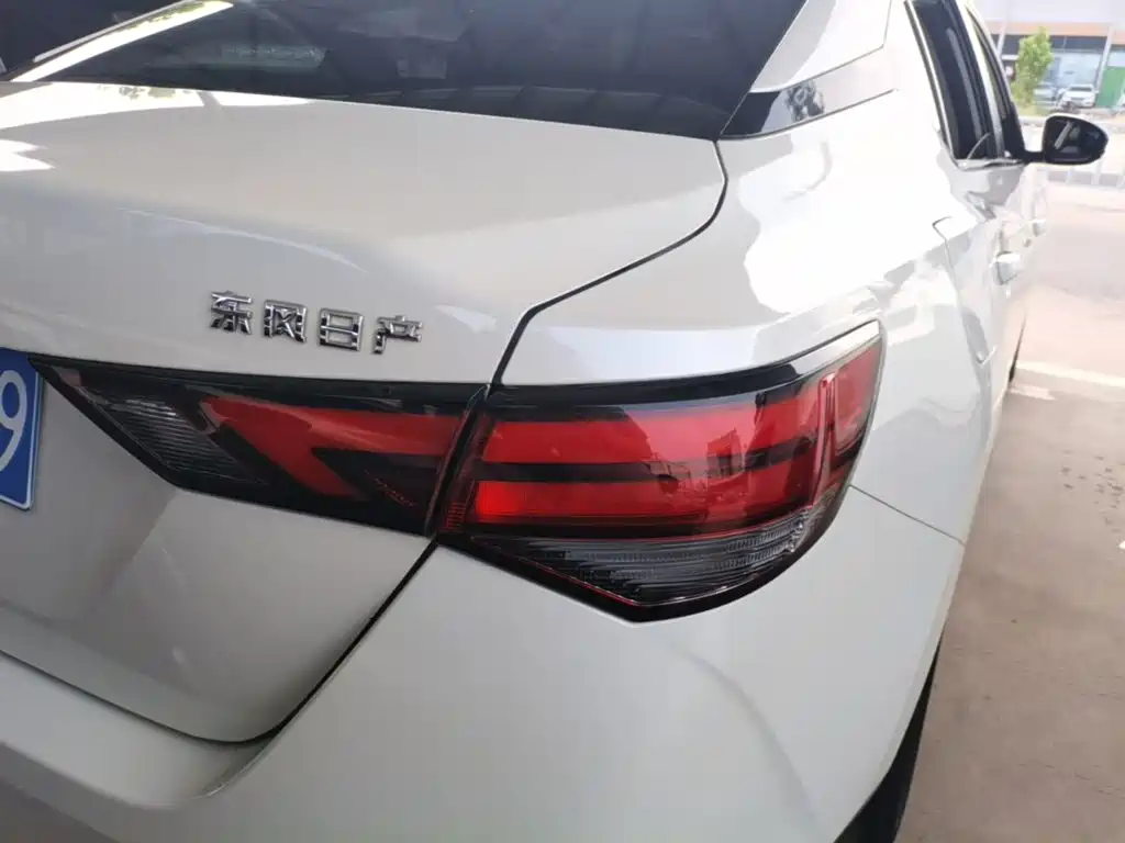 Nissan SYLPHY, миниатюра 8
