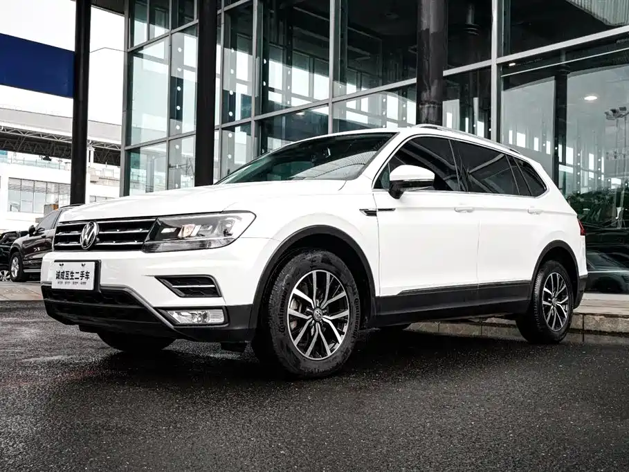 Volkswagen Tiguan L 2017 330TSI Automatic 2WD Comfort Edition
