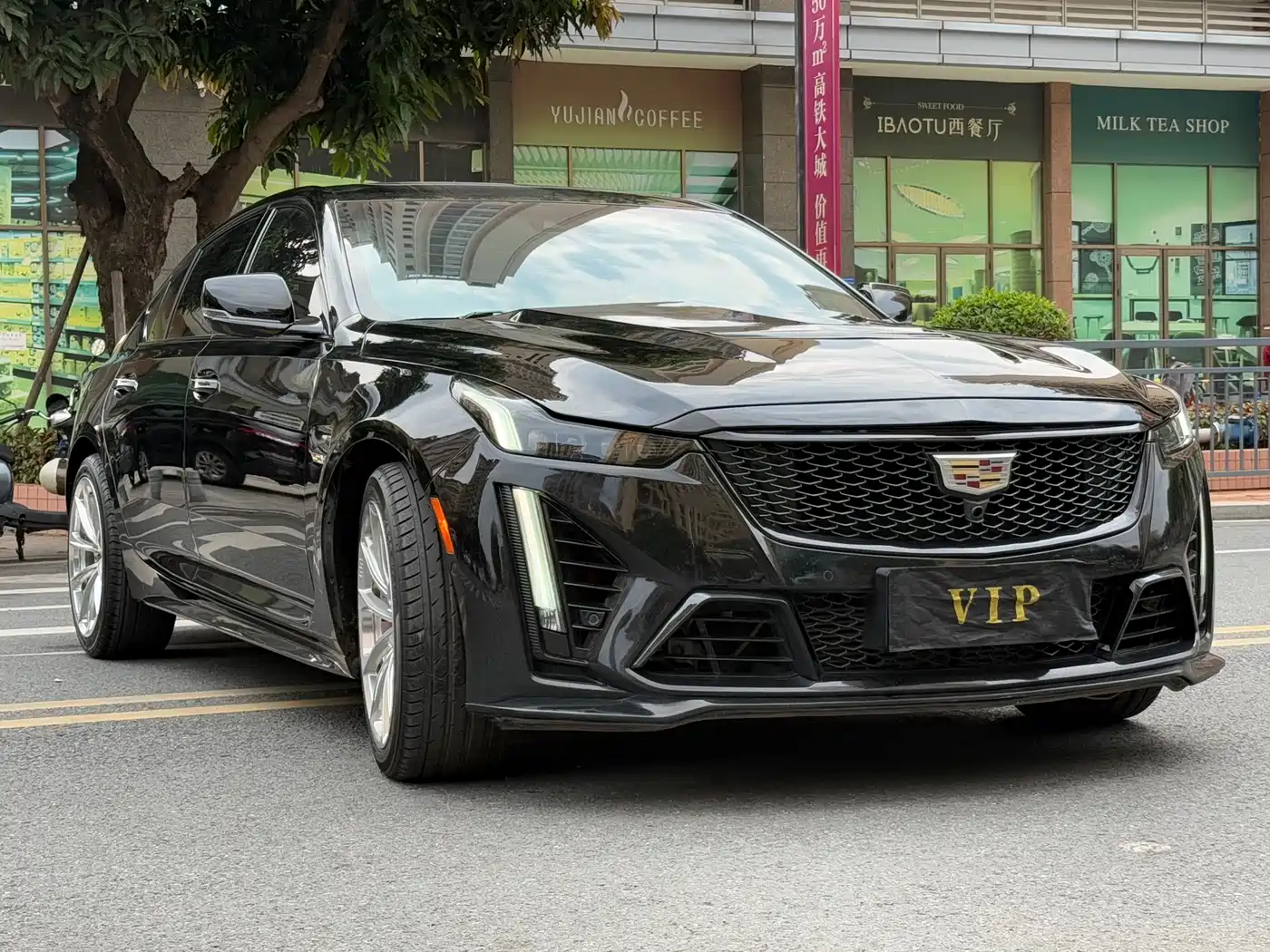 CADILLAC CT5