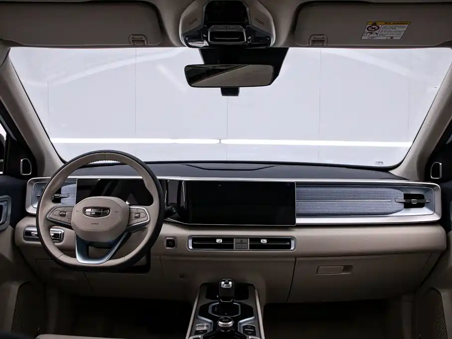 Фото 5 - Geely ICON