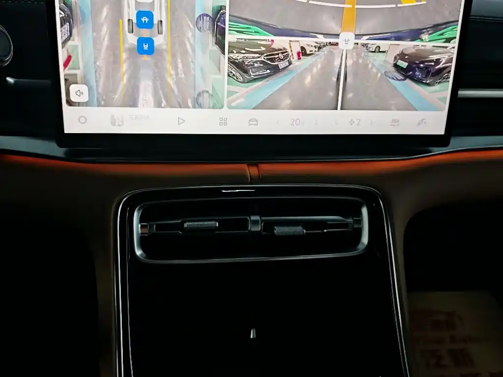 Geely Galaxy Galaxy A7 2025 EM-i фото 13