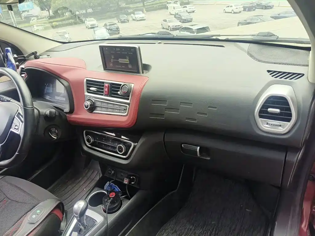 JAC Motors JAC iEV6E 2018 2018 Upgrade Edition iEV6E Luxury Smart Model