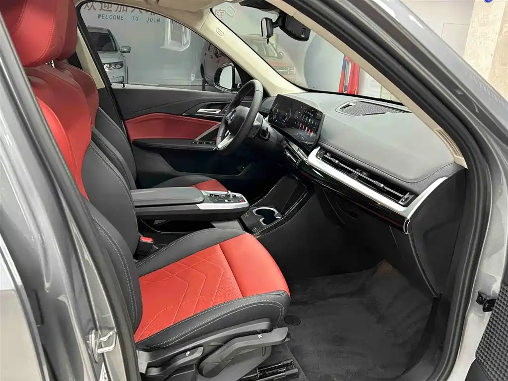 BMW X1 2023 sDrive20Li X Design Package фото 13