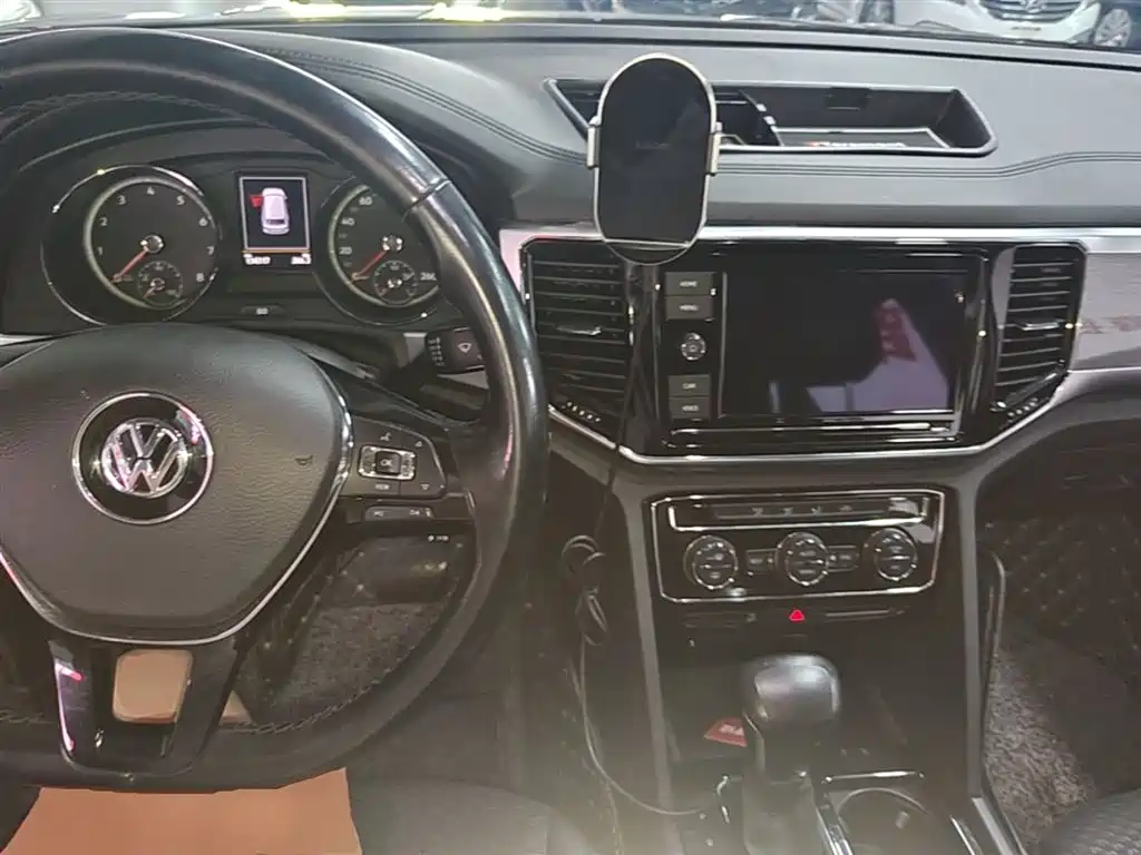 Volkswagen Teramont 2019 380TSI 4WD Comfort China VI фото 10