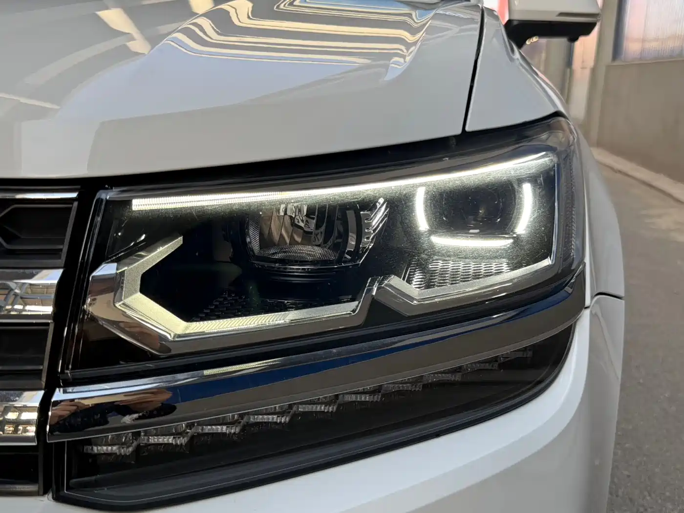 Volkswagen Tharu 2022 280TSI FWD Luxury Edition фото 25