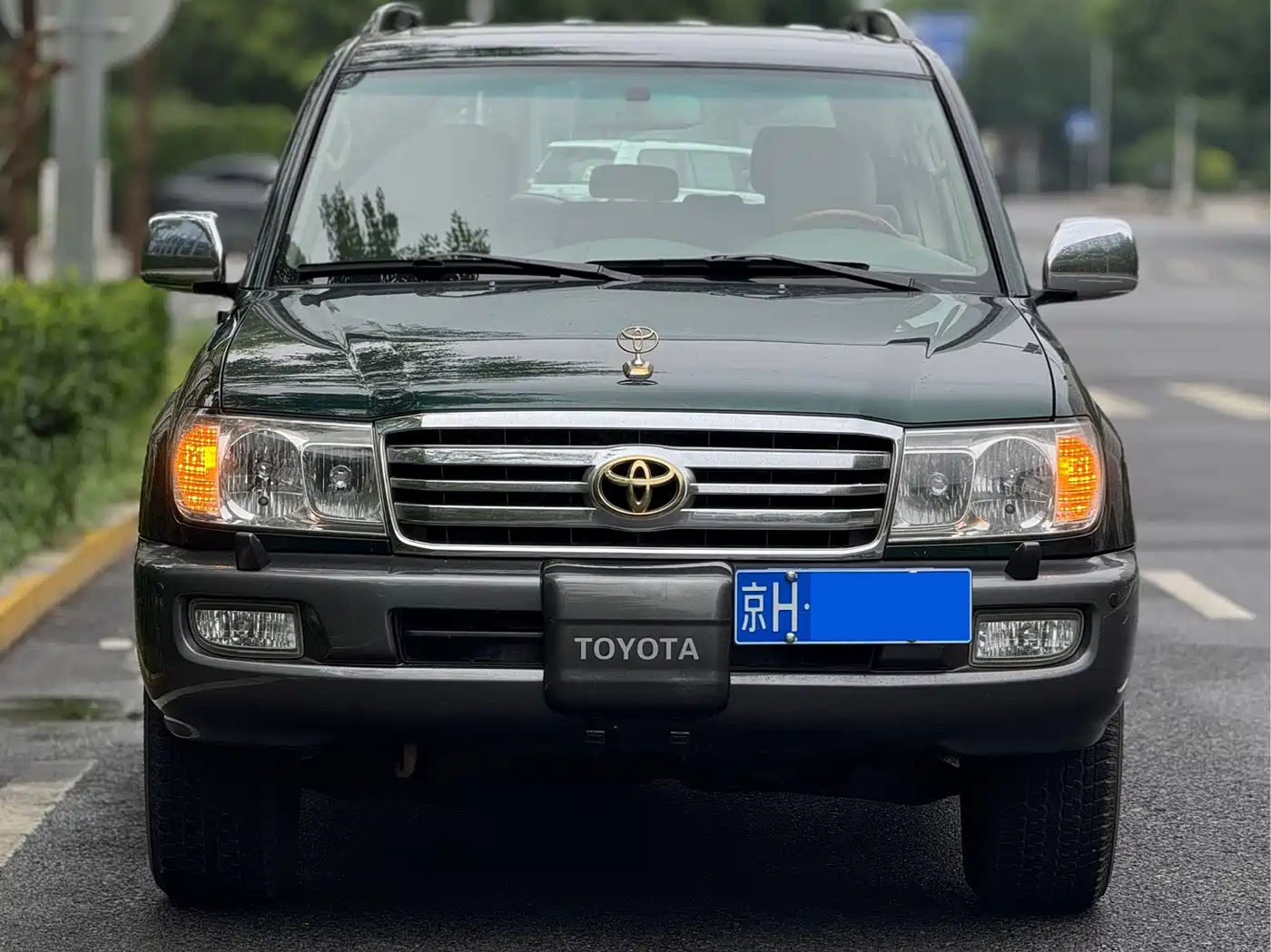 Toyota Land Cruiser фото 2