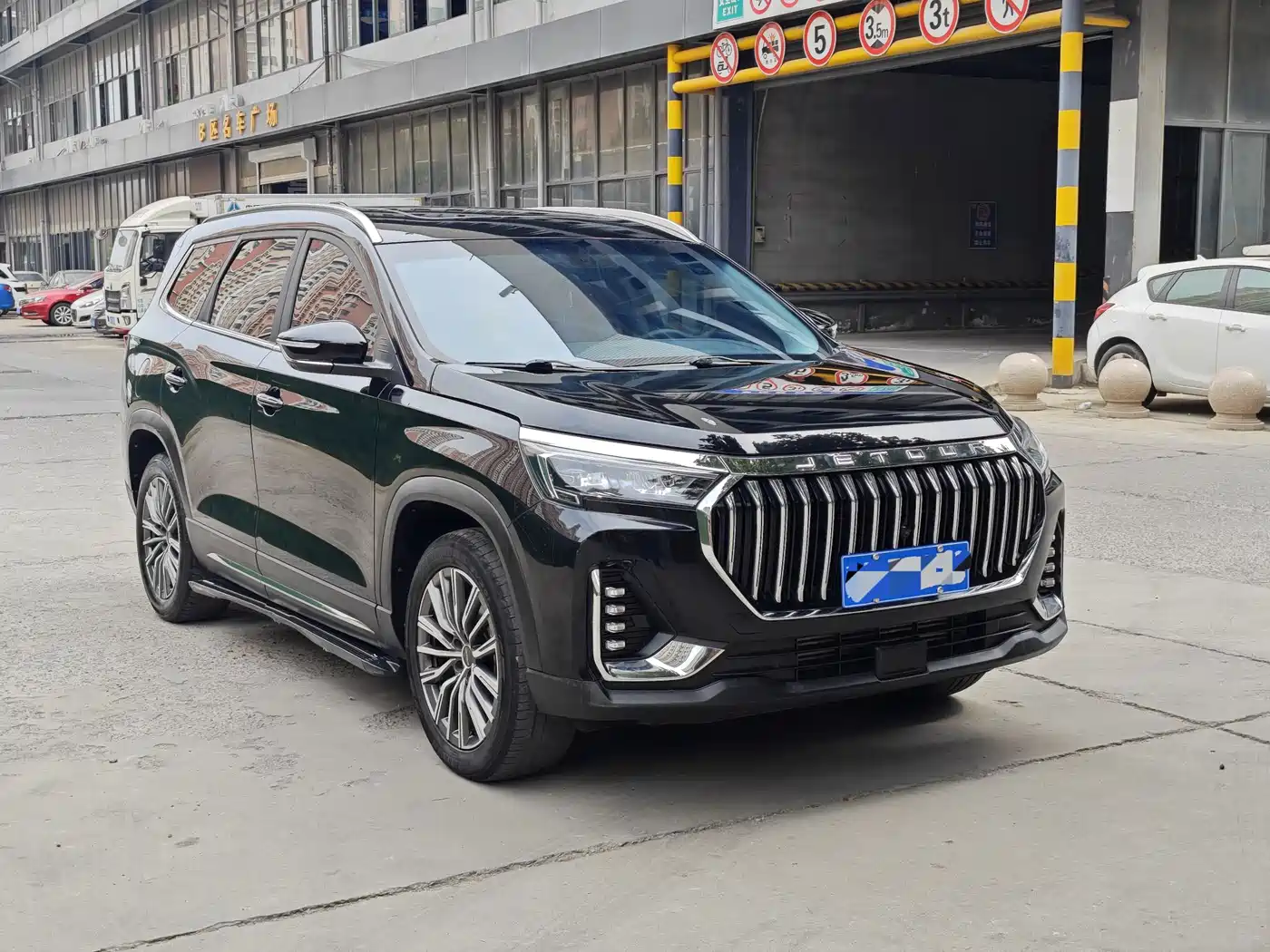 Jetour X90 PLUS 2023 2024 1.6TD DCT Bieshu 7-seater