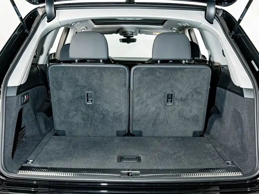 Audi Q7 2025 2025 55 TFSI quattro S line Sport
