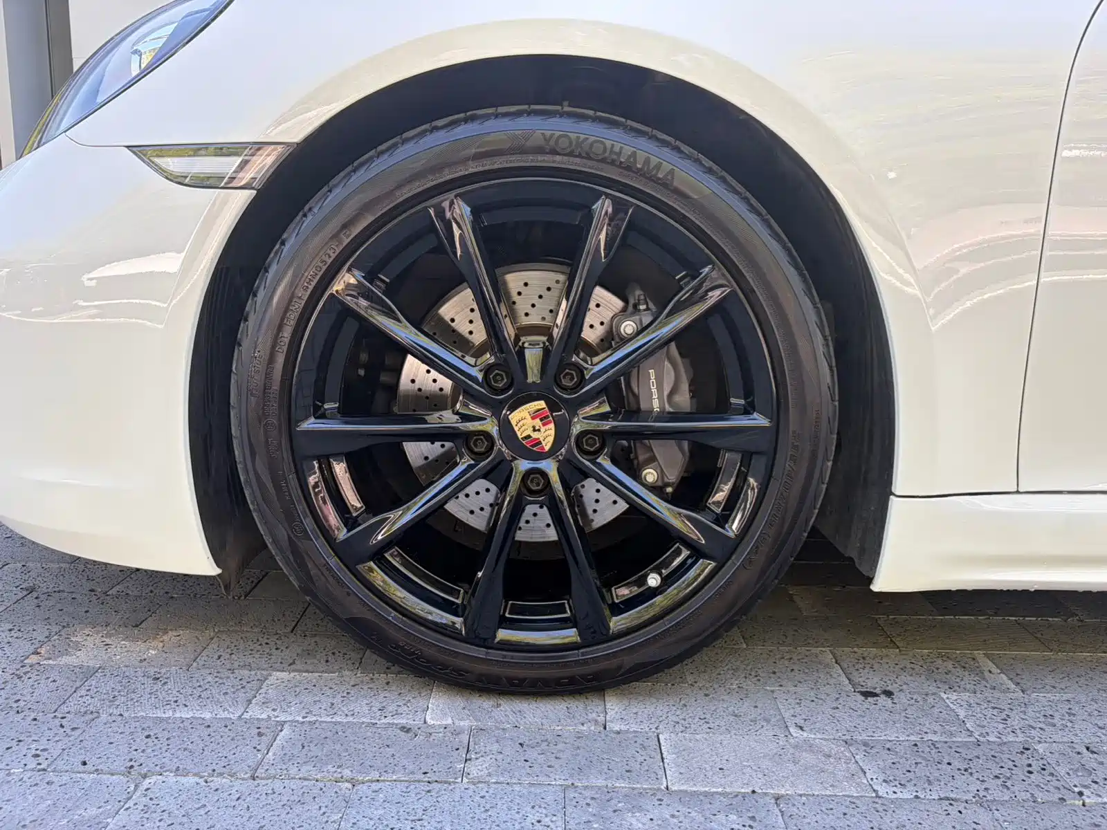 Photo 15 - Porsche 718