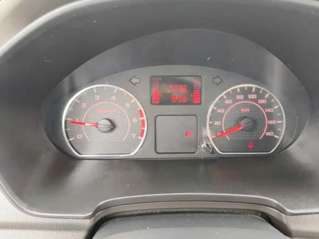 Wuling Motors Wuling Hongguang V 2025 2022 1.5L Power Take Edition Electric Power Steering LAR
