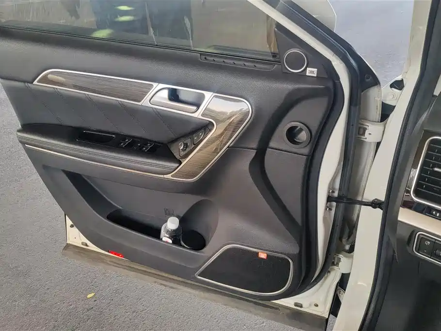 Haval H6 Coupe 2015 Model Blue Label 2.0T Automatic 2WD Elite фото 7