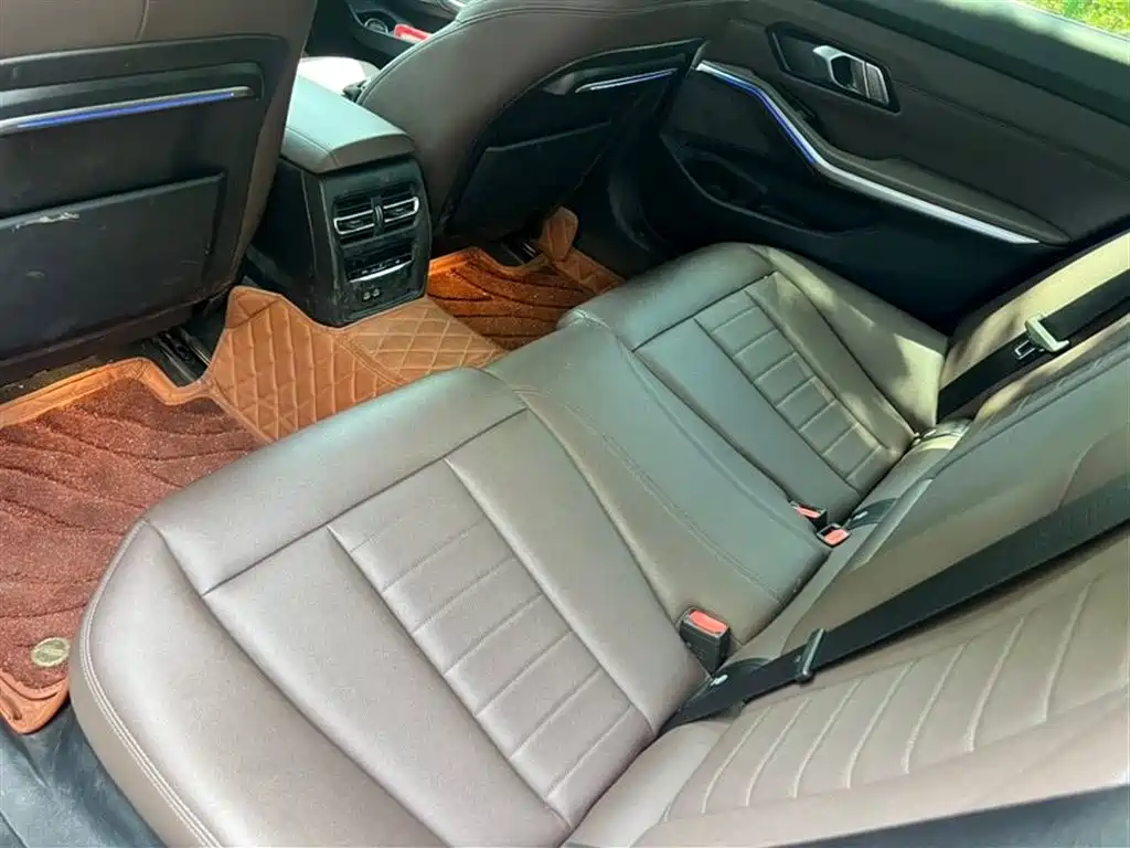 BMW 3 Series 2021 320Li M Sport Package фото 5