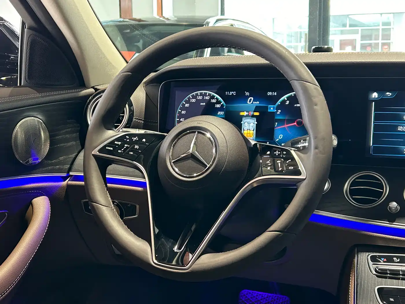 Mercedes-Benz E-Class 2022 Facelift III E 300 L Luxury фото 22