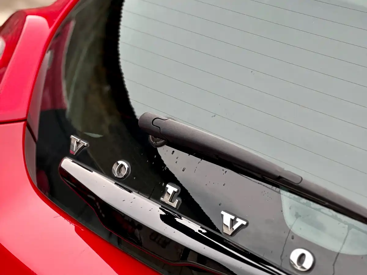 Volvo C30 2013 2013 2.0L Dynamic Edition