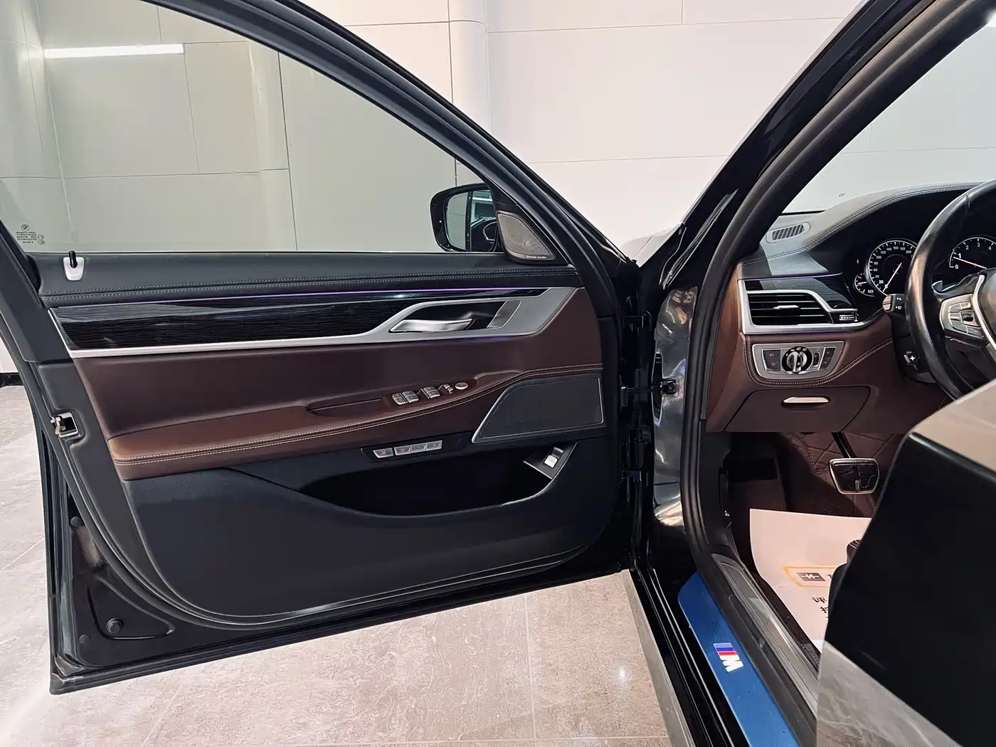 BMW 7 Series 2018 730Li Premium Type M Sport Package фото 9