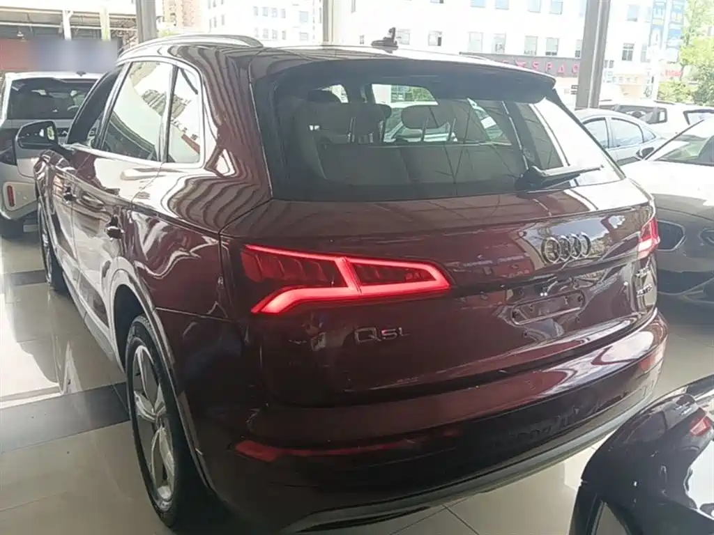 Audi Q5L 2018 40 TFSI Prestige Progressive (China V) фото 5