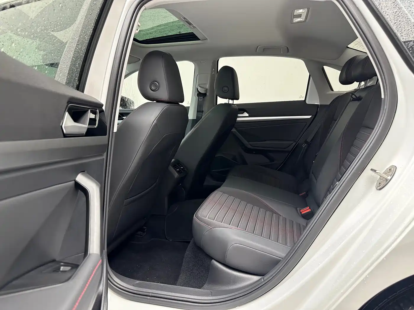 Volkswagen Lavida 2023 280TSI DSG Starlight Comfort Edition фото 5