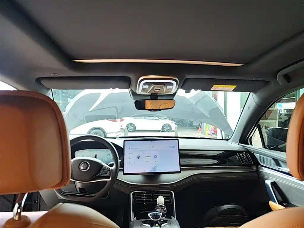 BYD Tang New Energy 2023 Model DM-i Champion Edition 112KM Premium фото 18