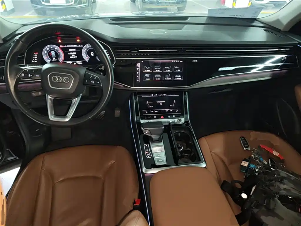 Audi Q8 2019 55 TFSI Luxury Dynamic фото 16