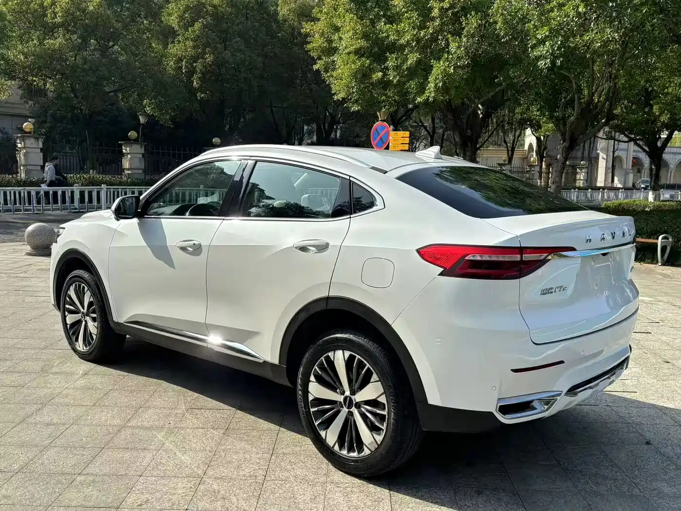 Haval F7x 2021 1.5T 2WD Ultimate Smart Tech Edition фото 5