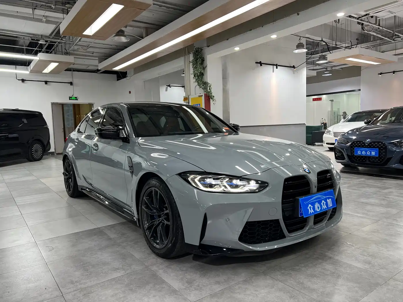 BMW M3 2023 M3 Sedan Thunder Edition фото 3
