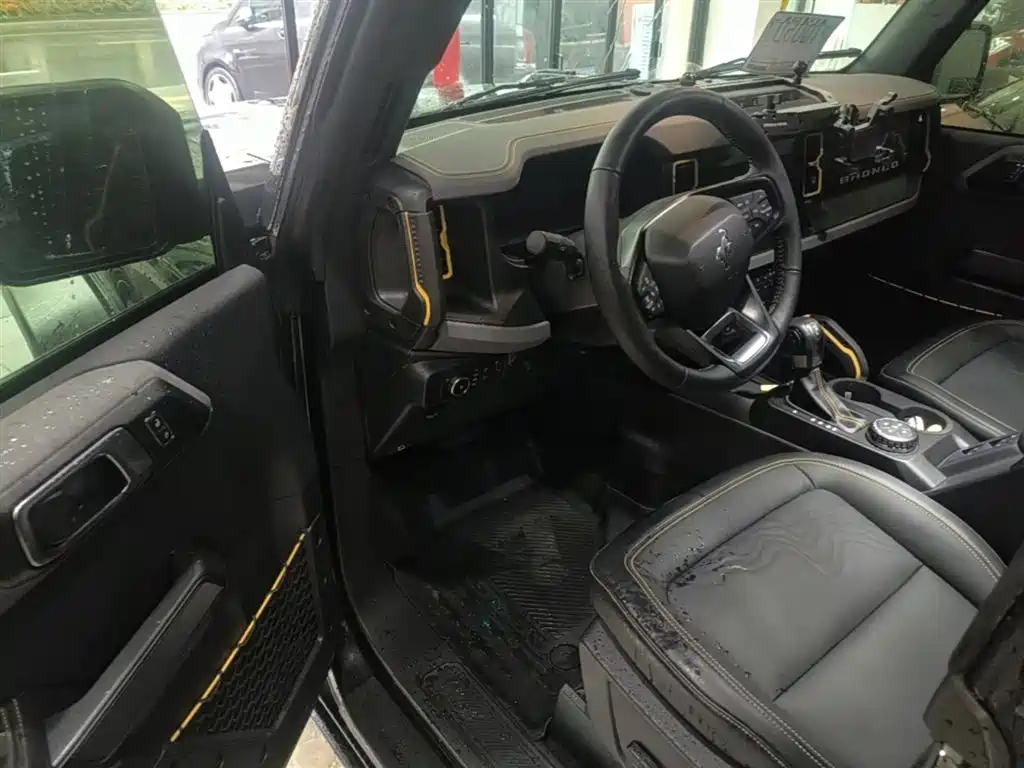 Ford Bronco 2025 2024 2.3T Badlands