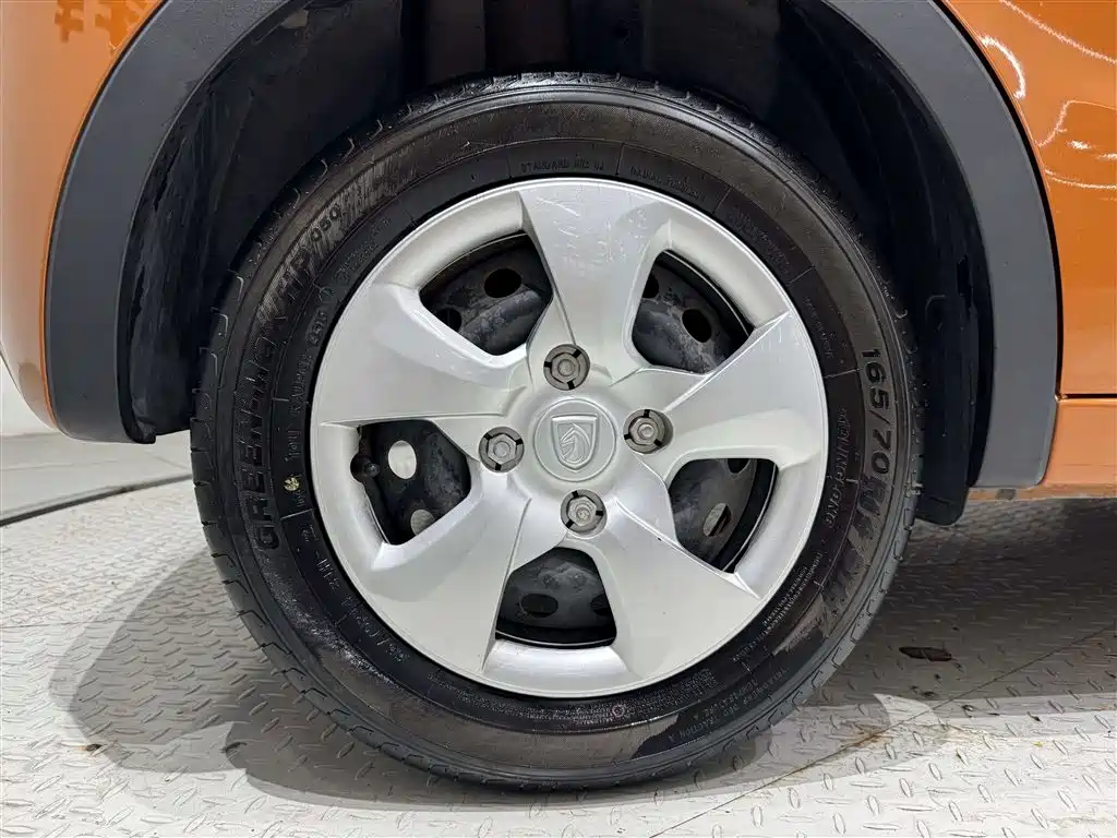 Baojun 310 2020 2020 1.2L Manual Value Edition