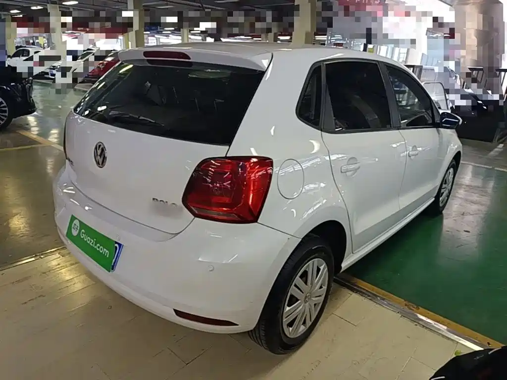 Volkswagen Polo 2016 1.4L Automatic Trend фото 7