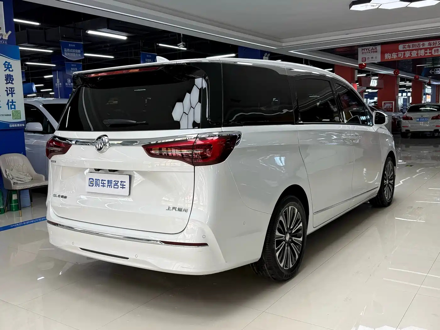 Buick GL8 2020 ES Landglory 653T Flagship фото 14