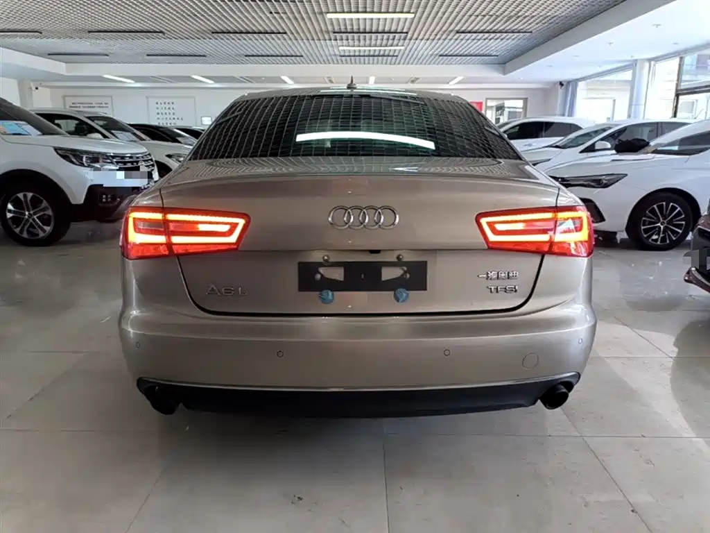 Audi A6L 2015 TFSI Millionth Anniversary Intelligent Leader Type фото 6