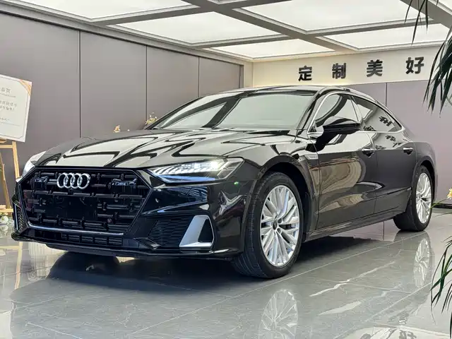 Audi A7L 2024 45 TFSI Luxury
